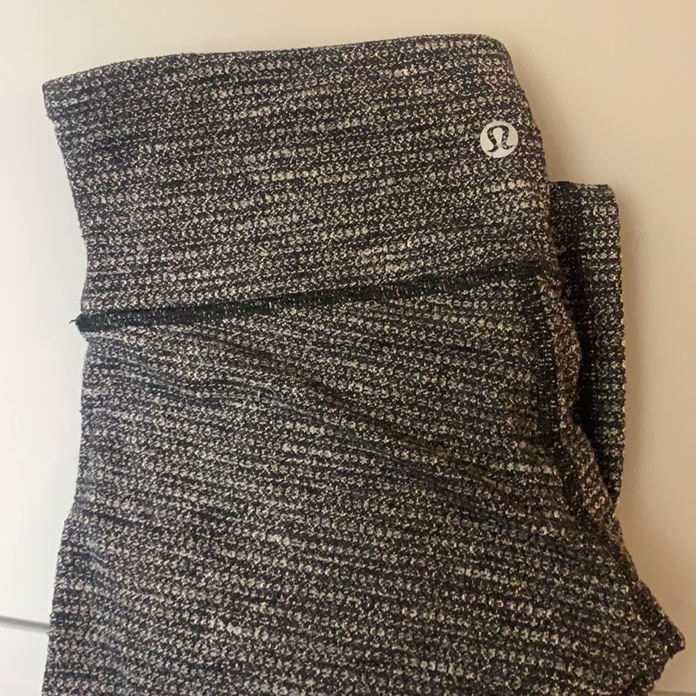 lululemon leggings!